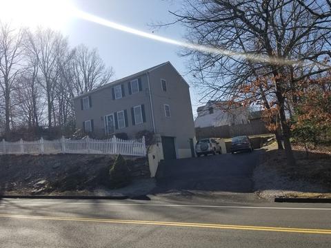 86 Heard St, Worcester, MA 01603 photo 2