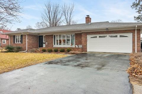 115 Roosevelt Ave, Springfield, MA 01118 photo 3