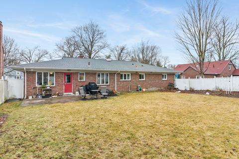 115 Roosevelt Ave, Springfield, MA 01118 photo 41