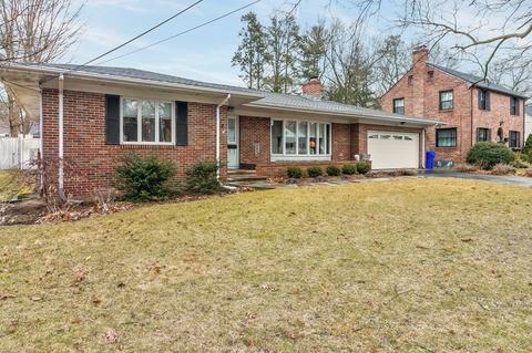 115 Roosevelt Ave, Springfield, MA 01118 photo 2