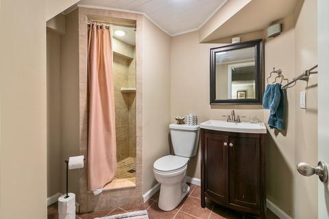 115 Roosevelt Ave, Springfield, MA 01118 photo 36