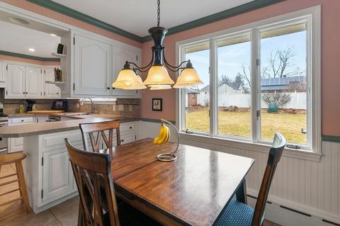 115 Roosevelt Ave, Springfield, MA 01118 photo 17