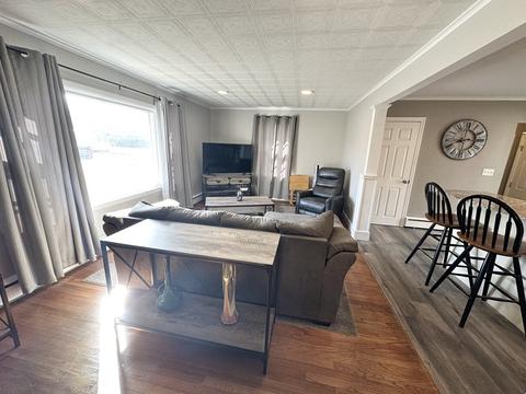 24 Maple Ave, Fairhaven, MA 02719 photo 10