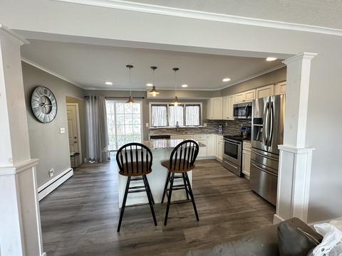 24 Maple Ave, Fairhaven, MA 02719 photo 11