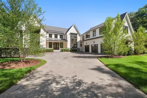5 Radcliffe Rd, Weston, MA 02493