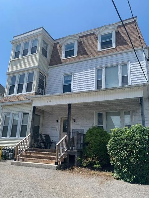 697 2nd St, Fall River, MA 02721 photo 1
