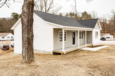 32 Nelson St, Warren, MA 01083 photo 2