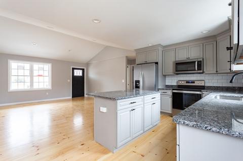32 Nelson St, Warren, MA 01083 photo 9