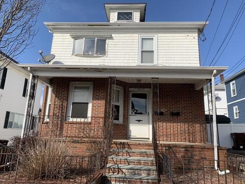 7 Floyd St, Everett, MA 02149 photo 1