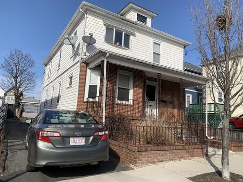 7 Floyd St, Everett, MA 02149 photo 2