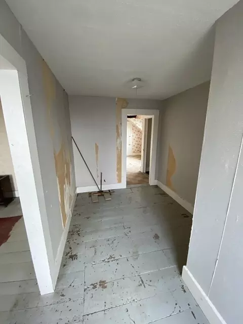 475 E Main St, Orange, MA 01364 photo 8