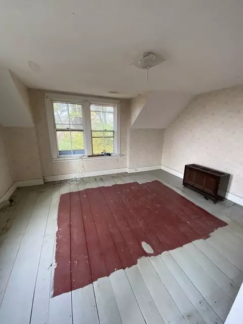 475 E Main St, Orange, MA 01364 photo 9