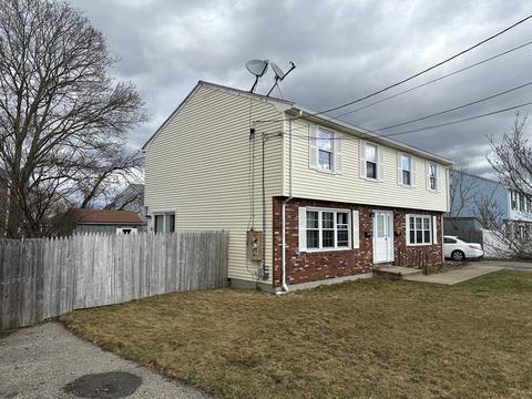 44 Russell St, Fall River, MA 02721 photo 2