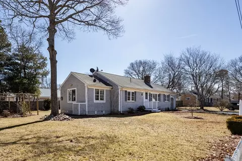 76 Compass Cir, Hyannis, MA 02601 photo 26