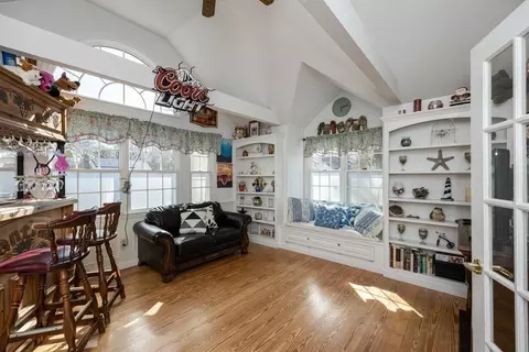 76 Compass Cir, Hyannis, MA 02601 photo 10