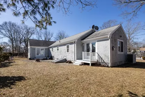 76 Compass Cir, Hyannis, MA 02601 photo 27