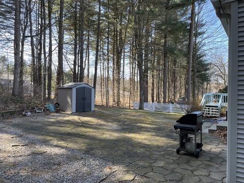 71 Caitlin Dr, Springfield, MA 01118 photo 10