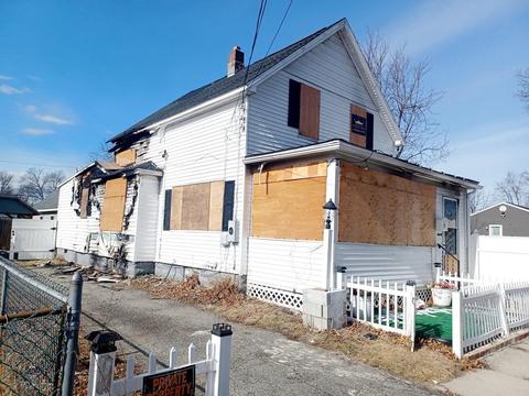 90 Leavitt St, Springfield, MA 01109 photo 3