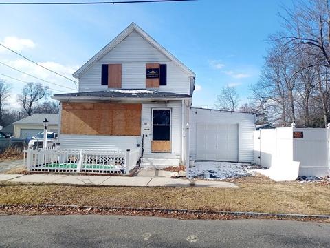 90 Leavitt St, Springfield, MA 01109 photo 1