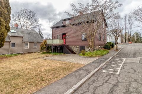 2 Chestnut St, Marblehead, MA 01945 photo 4