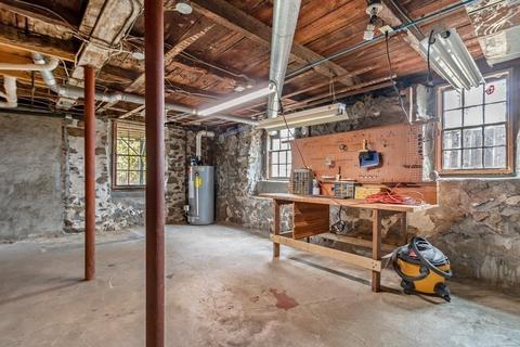 2 Chestnut St, Marblehead, MA 01945 photo 24