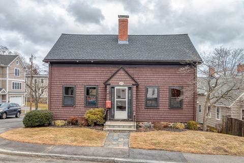 2 Chestnut St, Marblehead, MA 01945 photo 6