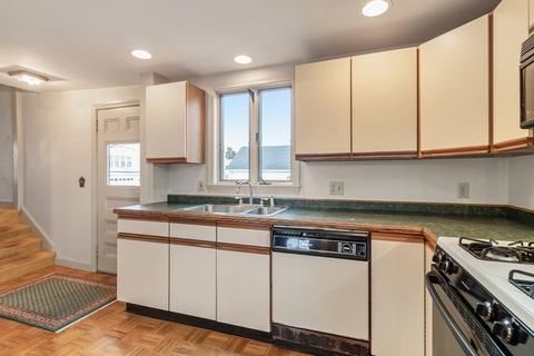 2 Chestnut St, Marblehead, MA 01945 photo 11
