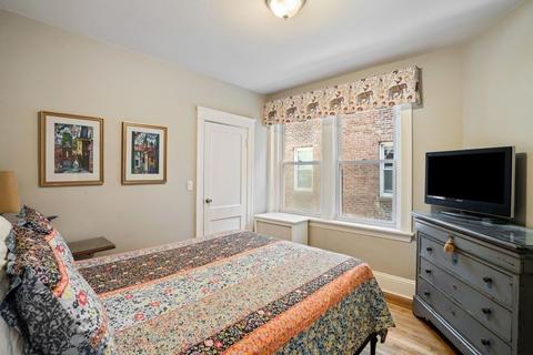 231 Freeman St #2, Brookline, MA 02446 photo 9