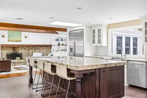 5 Fulling Mill Ln, Hingham, MA 02043 photo 8