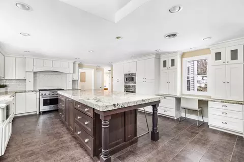 5 Fulling Mill Ln, Hingham, MA 02043 photo 5