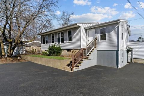 3 Brookline St, Webster, MA 01570 photo 3