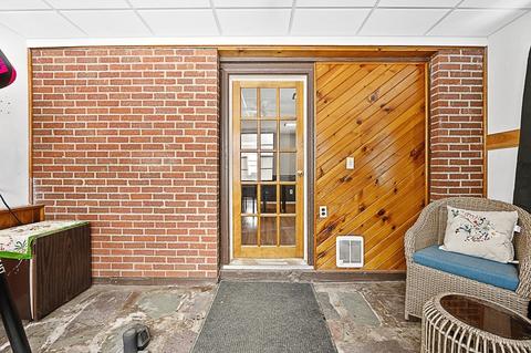 43 Dutton St, Worcester, MA 01610 photo 12