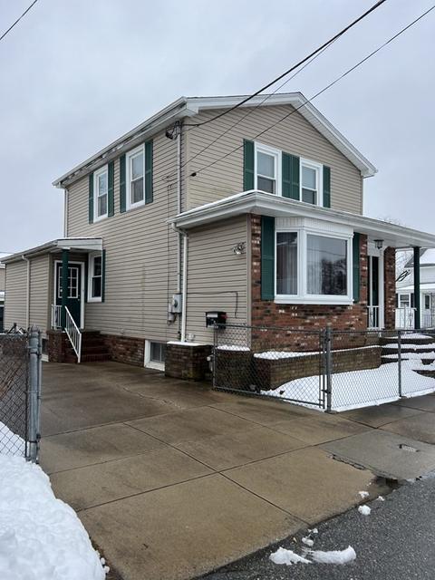135 Pebble St, Fall River, MA 02721 photo 1