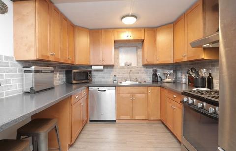 99 Strong St, Springfield, MA 01104 photo 34