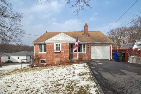 99 Strong St, Springfield, MA 01104 photo 1