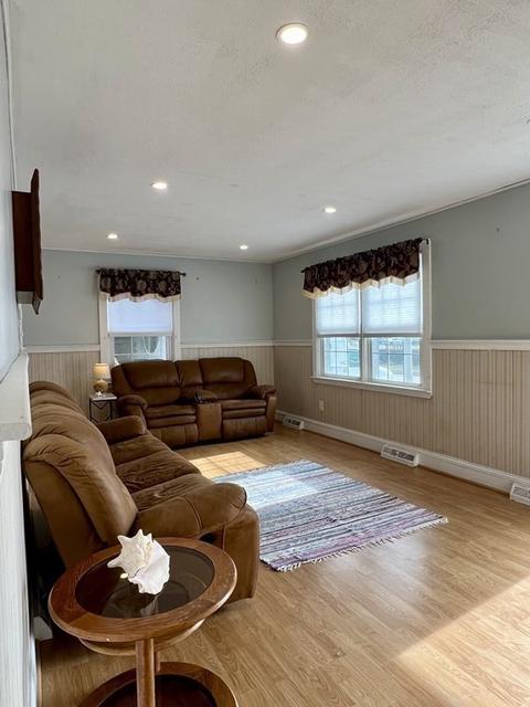 8 Tower Ln, Bourne, MA 02532 photo 6