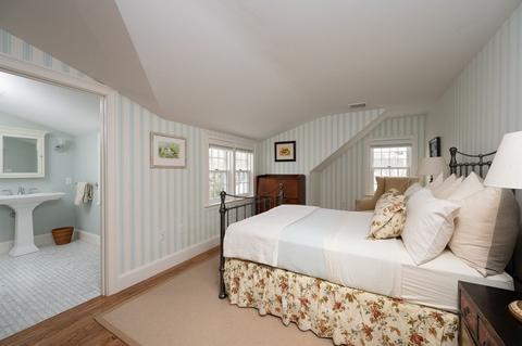 40 Spring St, Hingham, MA 02043 photo 19