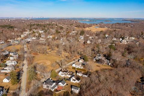 40 Spring St, Hingham, MA 02043 photo 2