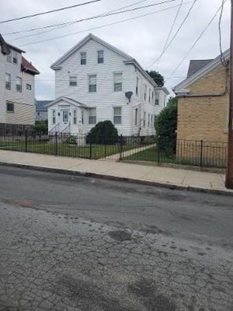 11 Franklin St, New Bedford, MA 02740