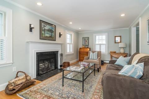 7 Summit Rd, Wellesley, MA 02482 photo 4