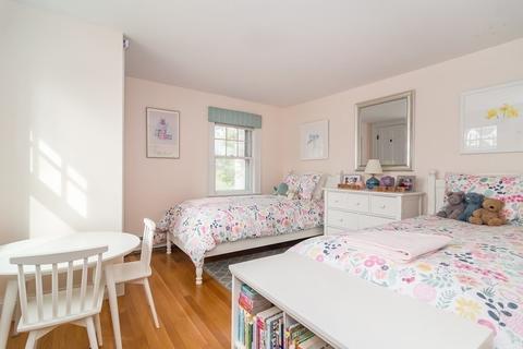 7 Summit Rd, Wellesley, MA 02482 photo 14