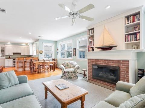 377 Manning St, Needham, MA 02492 photo 4