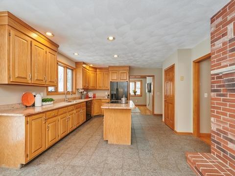 32 Lisa Ln, Georgetown, MA 01833 photo 7