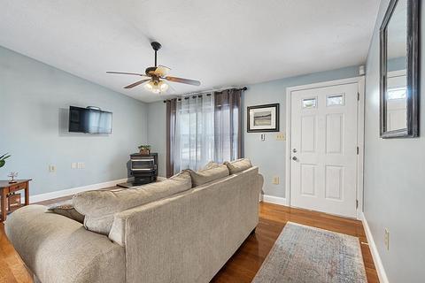 16 Campbell St, Webster, MA 01570 photo 7