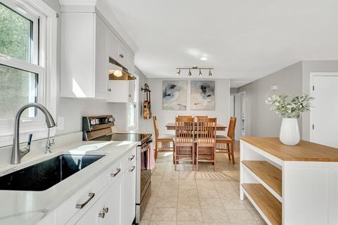 10 Brookside Dr, Douglas, MA 01516 photo 5