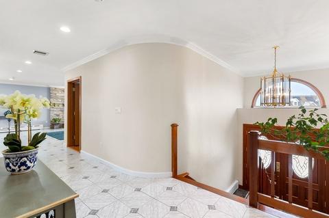 88 Juniper Dr, Saugus, MA 01906 photo 20