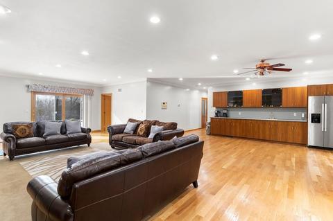 88 Juniper Dr, Saugus, MA 01906 photo 24