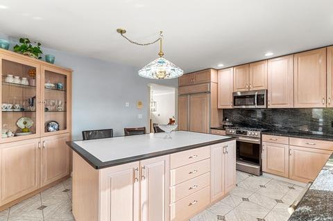 88 Juniper Dr, Saugus, MA 01906 photo 11