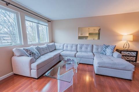 38 Dunham Rd #210, Beverly, MA 01915 photo 6