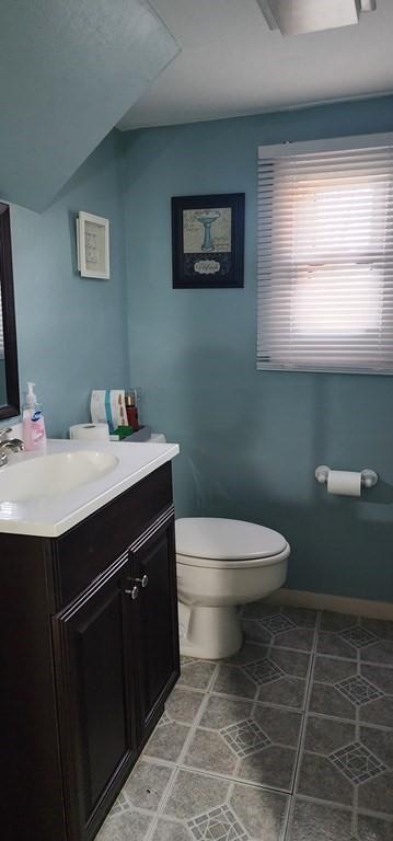 16 Abbott St, Springfield, MA 01118 photo 22